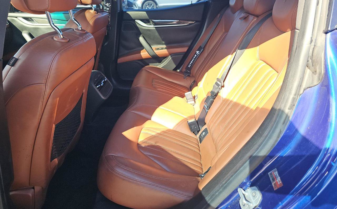Used 2015 Maserati Ghibli S Q4 AWD/4WD image 17