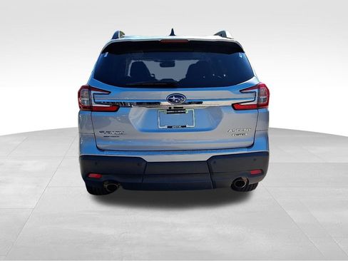 Used 2023 Subaru Ascent Limited w/ Technology Package AWD/4WD image 5