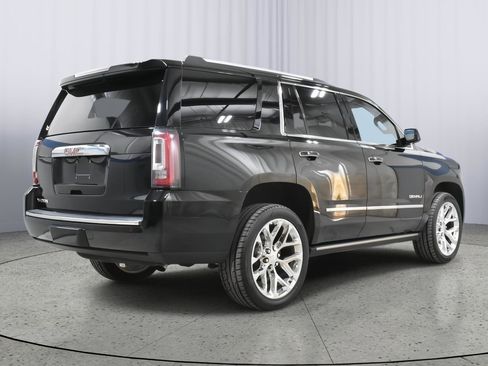 Used 2020 GMC Yukon Denali image 30