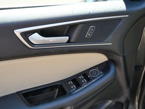 Certified 2019 Ford Edge SEL w/ Equipment Group 201A AWD/4WD image 21