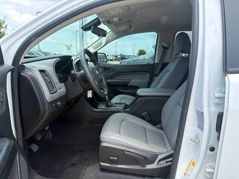 Used 2022 Chevrolet Colorado W/T w/ WT Convenience Package RWD image 13