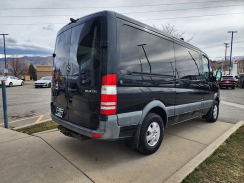 Used 2013 Mercedes-Benz Sprinter 2500 image 5