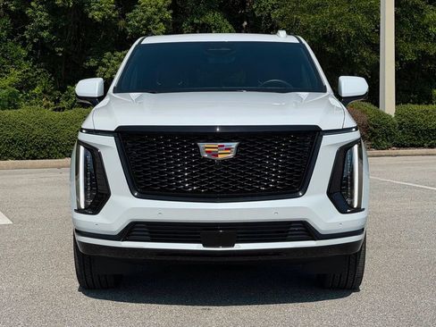 Used 2026 Cadillac Escalade ESV Sport w/ Touring Package AWD/4WD image 8