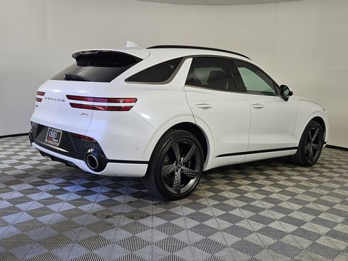 Used 2023 Genesis GV70 2.5T w/ Sport Prestige Package AWD/4WD image 7