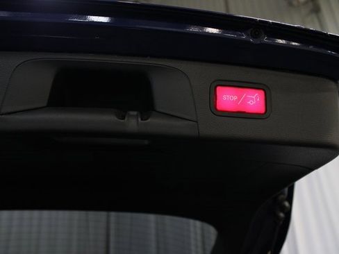 Certified 2018 Mercedes-Benz GLC 300 4MATIC image 8