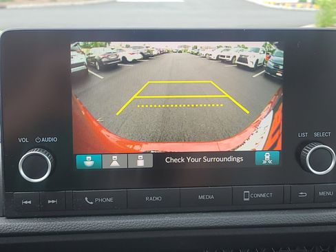 Used 2025 Honda CR-V EX image 27