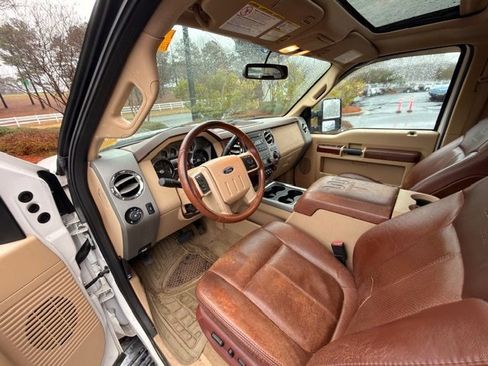 Used 2011 Ford F450 King Ranch w/ King Ranch w/Chrome Pkg image 5
