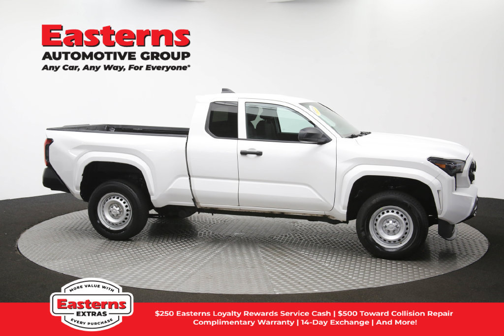 Used 2025 Toyota Tacoma SR RWD image 43