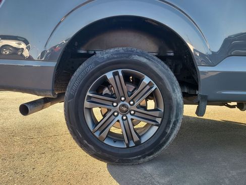 Used 2021 Ford F150 Lariat w/ Equipment Group 502A High image 17