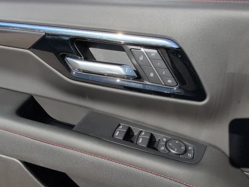 New 2026 Chevrolet Suburban RST w/ Advanced Technology Package AWD/4WD image 18