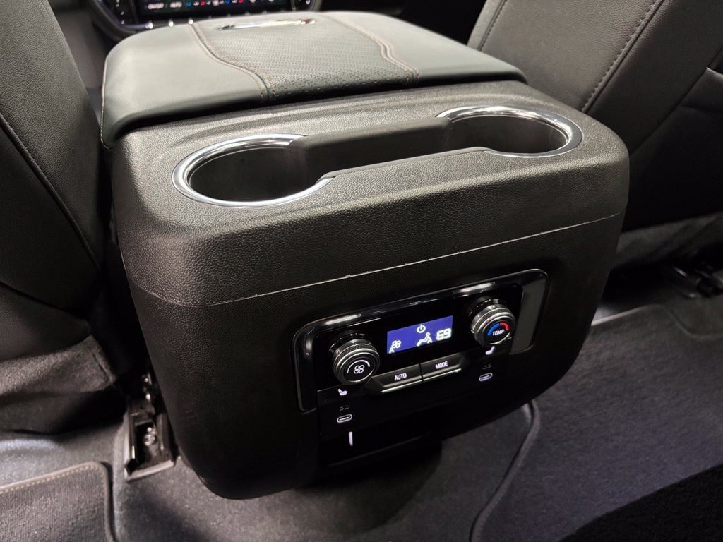 Used 2026 GMC Yukon XL AT4 w/ AT4 Premium Package AWD/4WD image 50