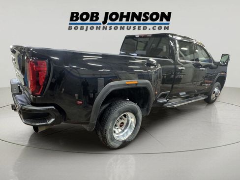 Used 2023 GMC Sierra 3500 Denali image 7