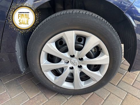 Used 2022 Toyota Corolla LE image 9