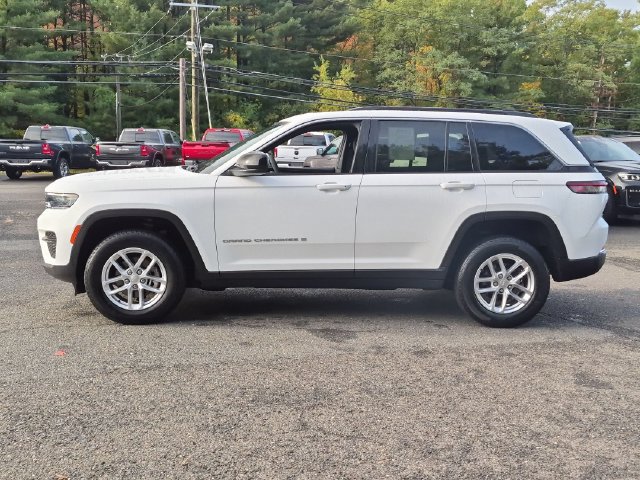 Used 2025 Jeep Grand Cherokee 4WD image 9