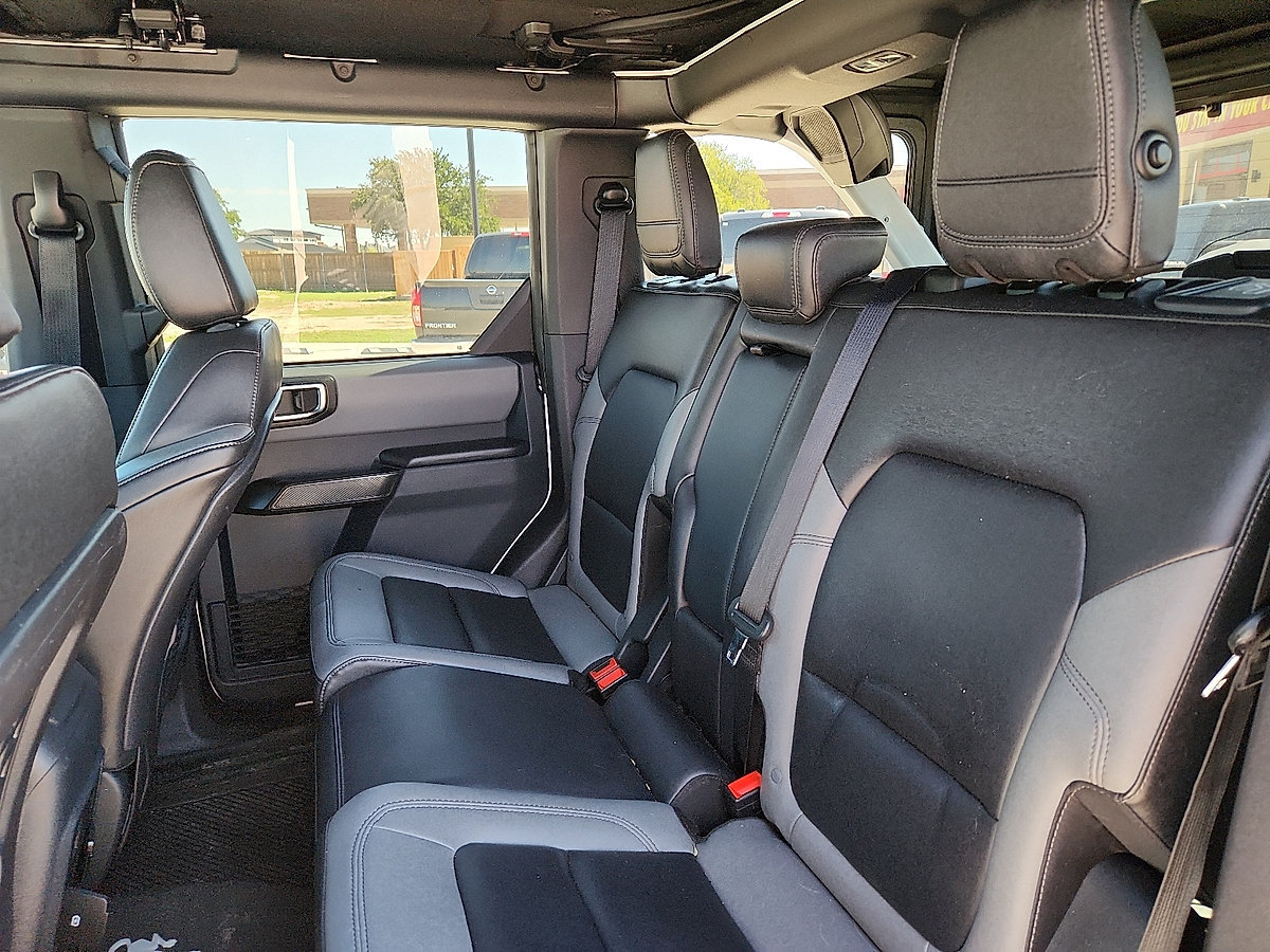 Used 2024 Ford Bronco Black Diamond AWD/4WD image 6