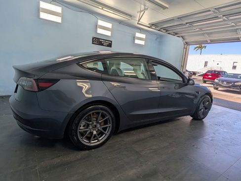 Used 2023 Tesla Model 3 Standard Range image 10