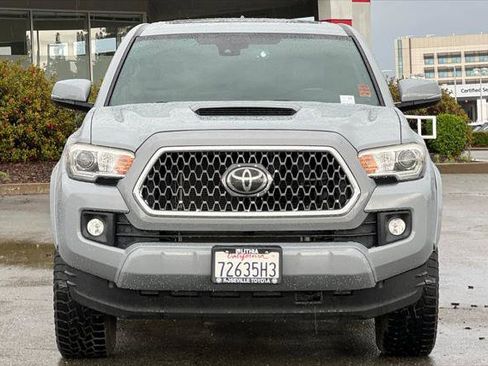 Certified 2019 Toyota Tacoma TRD Sport w/ TRD Premium Sport Package RWD image 10
