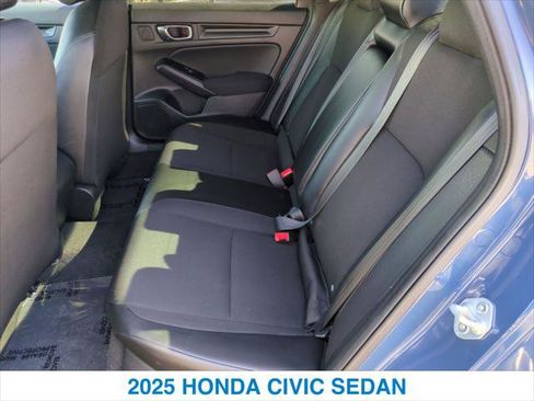Used 2025 Honda Civic Sport image 22