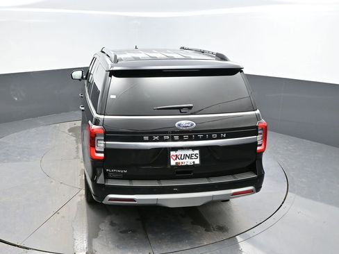 Used 2024 Ford Expedition Platinum image 31