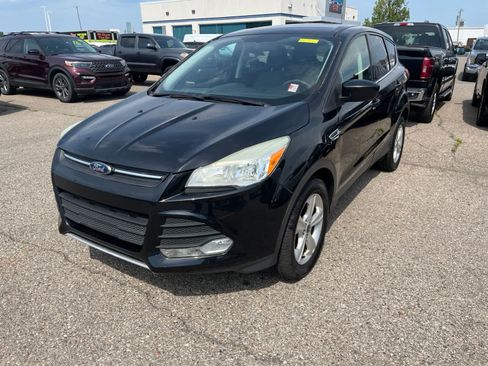 Used 2014 Ford Escape SE AWD/4WD image 2