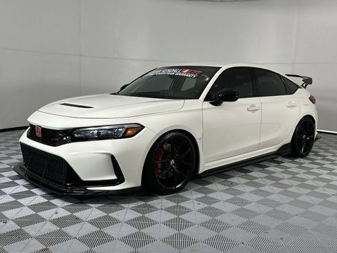 Used 2023 Honda Civic Type R image 4