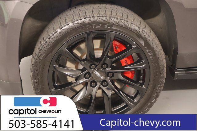 Used 2018 GMC Yukon Denali w/ Denali Ultimate Package AWD/4WD image 8