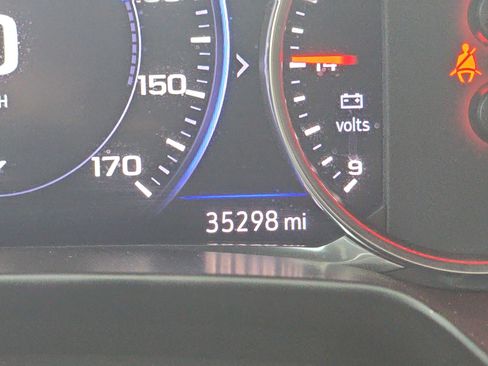 Used 2019 Chevrolet Blazer RS FWD image 2