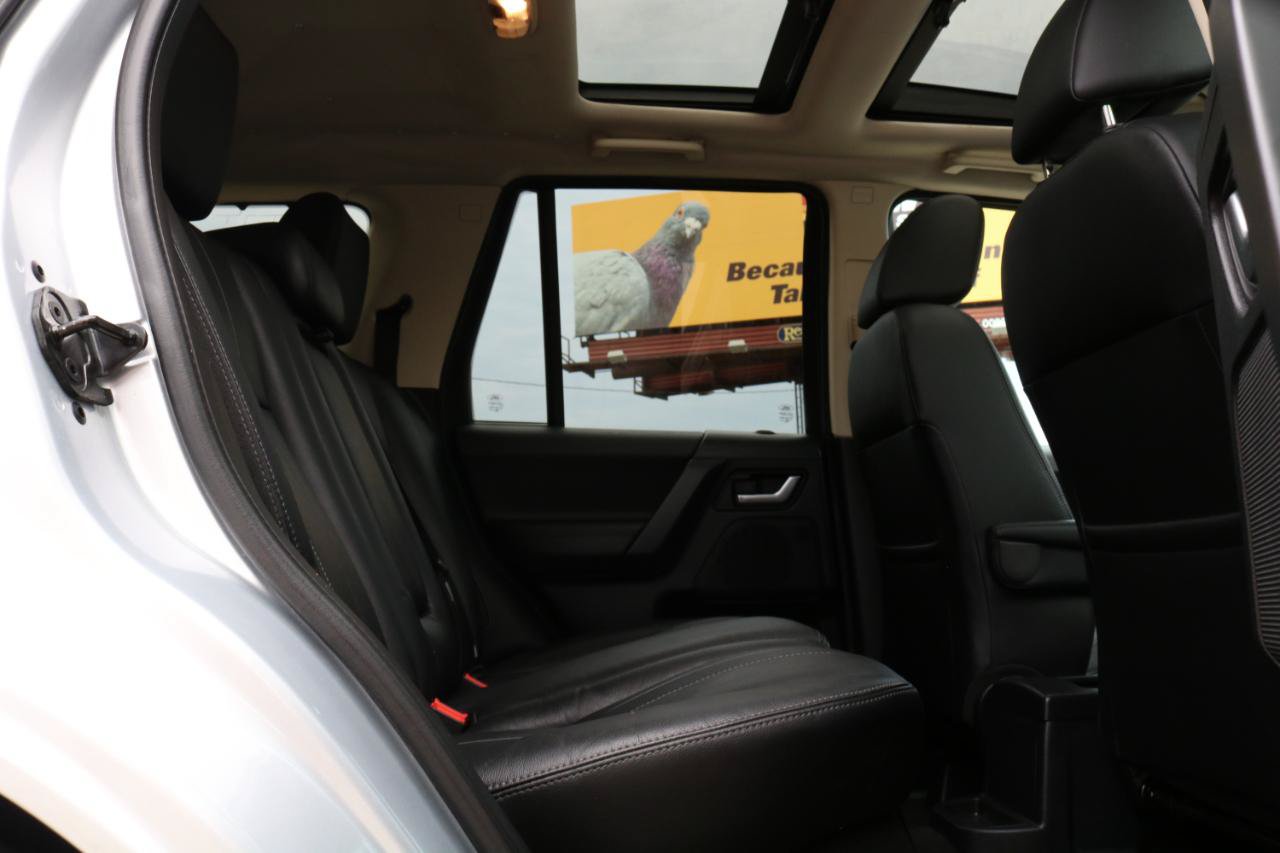 Used 2014 Land Rover LR2 AWD/4WD image 35