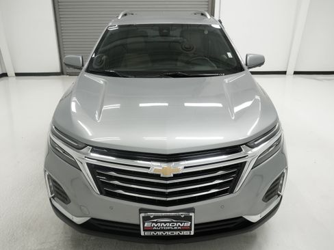 Used 2023 Chevrolet Equinox Premier FWD image 2