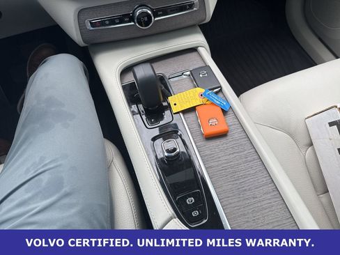 Certified 2023 Volvo XC90 B6 Plus w/ Protection Package Premier AWD/4WD image 28