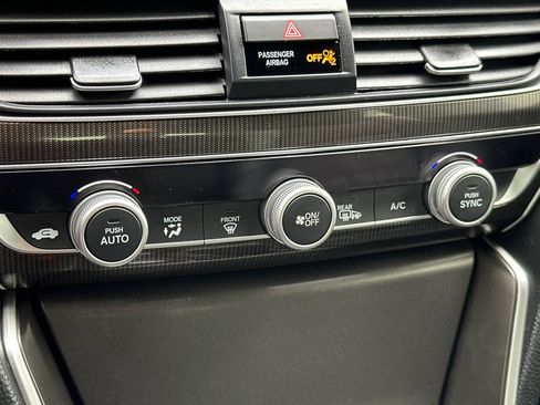 Used 2022 Honda Accord Sport image 19
