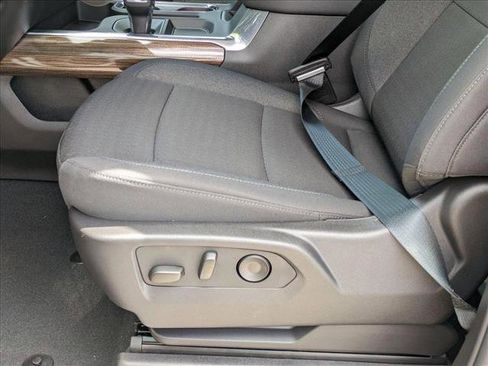 New 2025 Chevrolet Silverado 1500 LT image 4