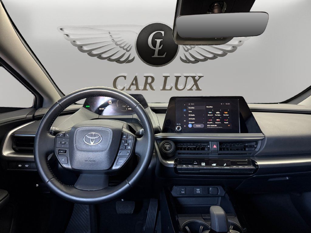 Used 2024 Toyota Prius LE FWD image 10