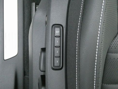 New 2026 Volkswagen Atlas SEL image 31