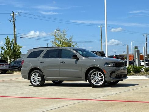 Used 2025 Dodge Durango GT AWD/4WD image 5