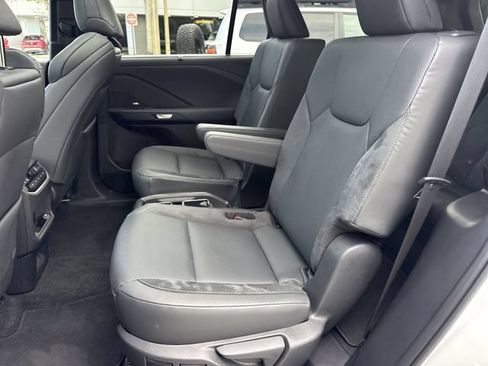 Used 2025 Lexus TX 500h AWD w/ Technology Package image 23