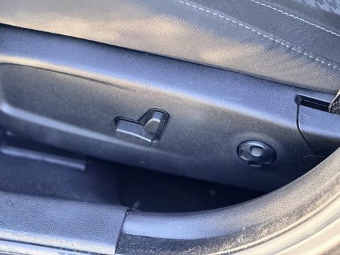 Used 2021 Dodge Charger GT w/ Blacktop Package image 8