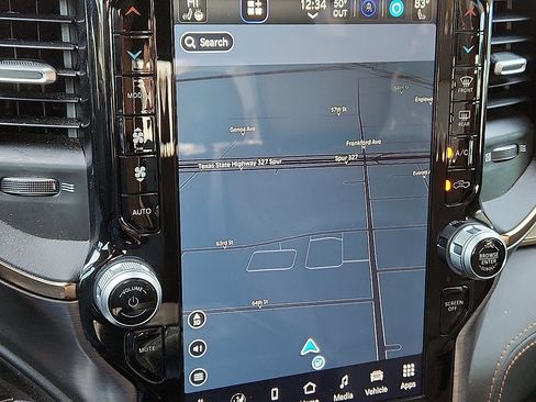 Used 2024 RAM 1500 Limited w/ Body Color Bumper Group image 8