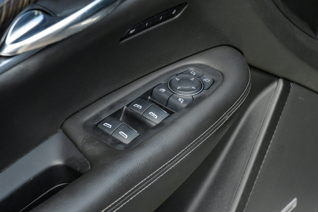Used 2020 Cadillac XT6 Premium Luxury FWD image 53