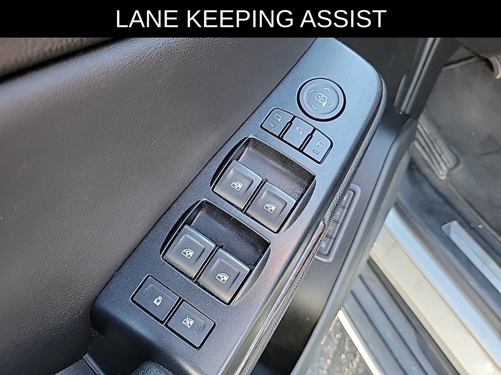 Used 2019 GMC Yukon XL SLT w/ Open Road Package AWD/4WD image 20