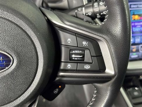 Used 2022 Subaru Outback Limited image 24