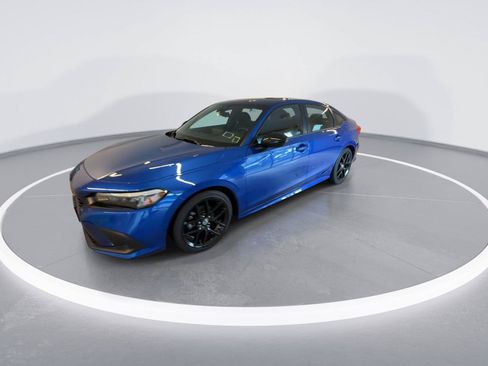Used 2024 Honda Civic Sport image 3