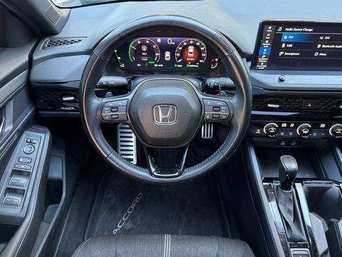 Used 2024 Honda Accord Sport image 16
