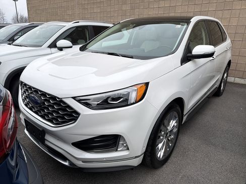 Used 2024 Ford Edge Titanium w/ Titanium Elite Package image 3