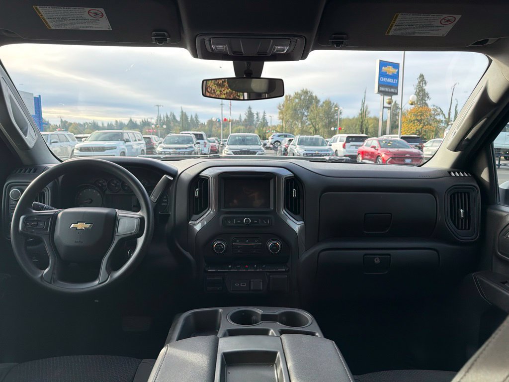 Used 2022 Chevrolet Silverado 2500 Custom w/ Custom Convenience Package AWD/4WD image 11