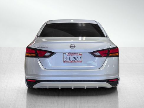 Used 2019 Nissan Altima 2.5 S FWD image 6