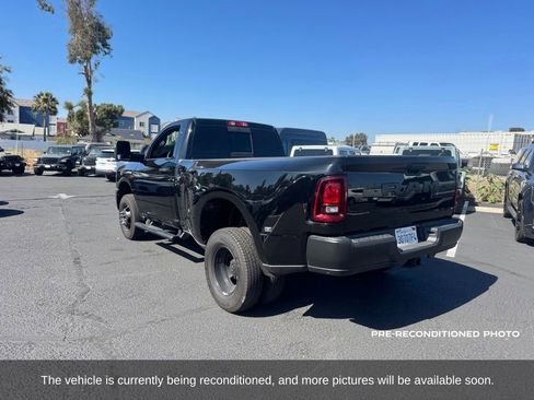 Used 2025 RAM 3500 Tradesman AWD/4WD image 3