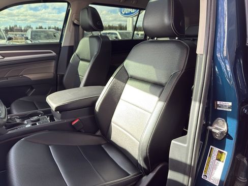 Used 2023 Volkswagen Atlas SE image 18