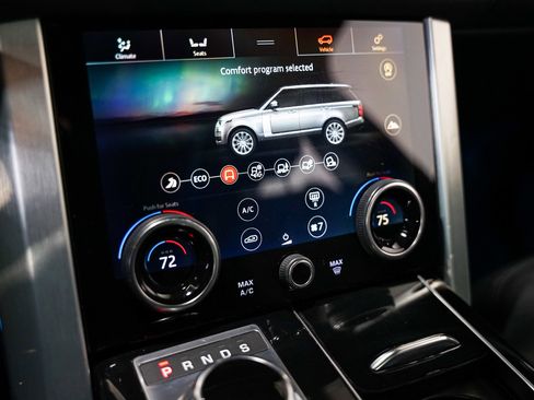 Used 2021 Land Rover Range Rover Westminster Edition image 13