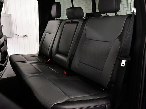Used 2025 Ford F150 Lightning Lariat AWD/4WD image 34